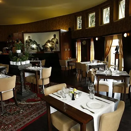 Chateau Kotera Hotel 4*